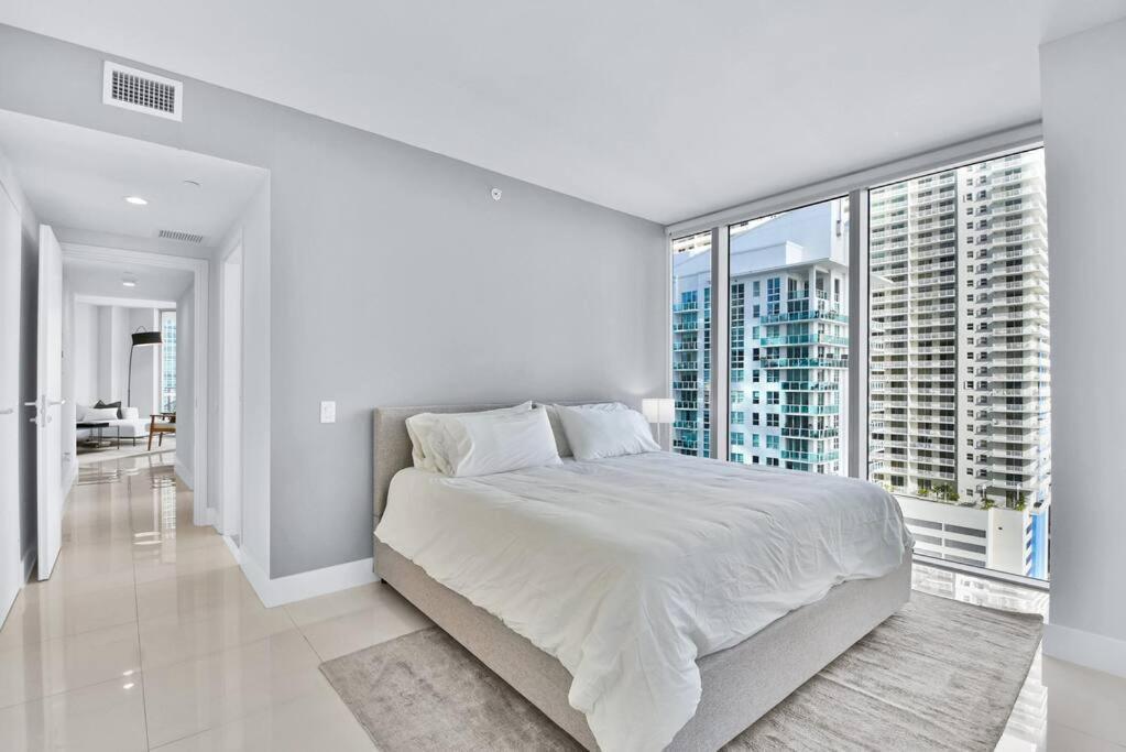 Lovely Upscale Condo Gorgeous View 2Bd 2Bath In Brickell Miami Luaran gambar