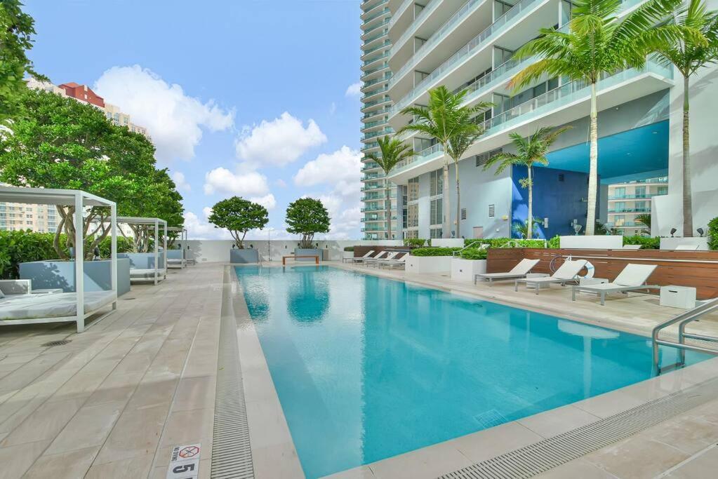 Lovely Upscale Condo Gorgeous View 2Bd 2Bath In Brickell Miami Luaran gambar